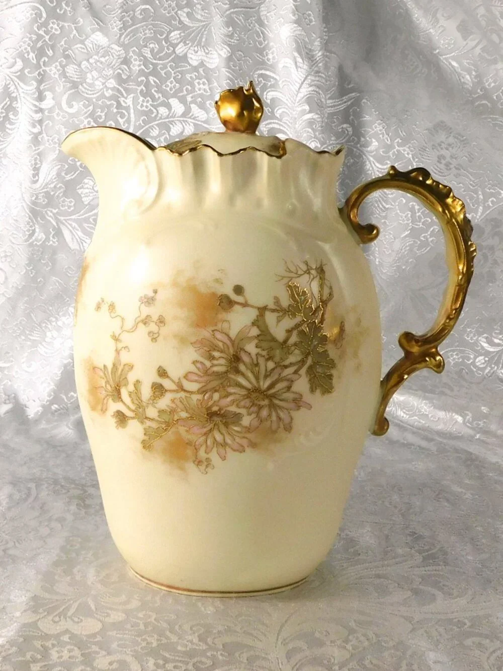 Alfred Lanternier Limoges this cream